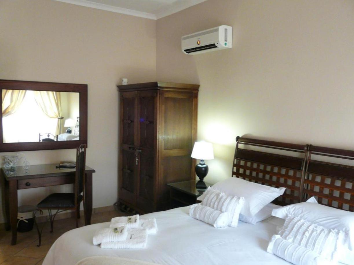 Ruresta Guesthouse Bloemfontein Bagian luar foto